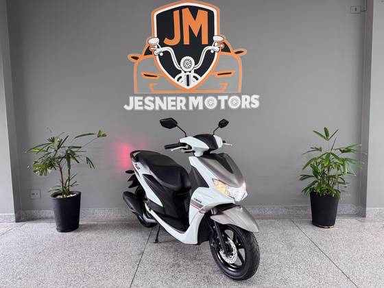 YAMAHA FLUO 125 ABS YAMAHA FLUO 125 ABS
